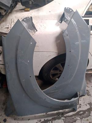 ISUZU Dmax Fenders L/R Side for Sale whatsapp 