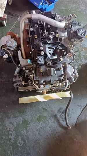 Complete Isuzu DTec 4jk1 black  cover 2.5L engine for sale