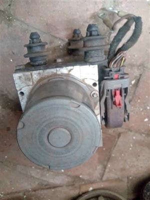 Audi S5 abs pump