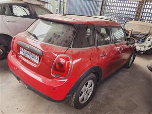 MINI COOPER F55 STRIPPING FOR SPARES/PARTS B38