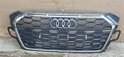 Audi A5 grille