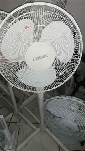 Logik pedastal fan