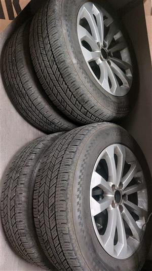 Original OEM Audi Q5 Rims and Tyres 235/60R18 are still in very good condition
