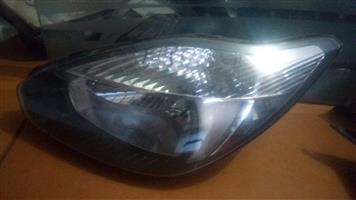 FORD FIGO 2010 LHS HEADLIGHT 