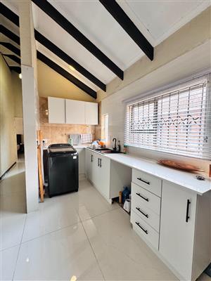 Charming Two Bedroom Duplex with Modern Finishes and Great Location - Exclusive Sole Mandate!