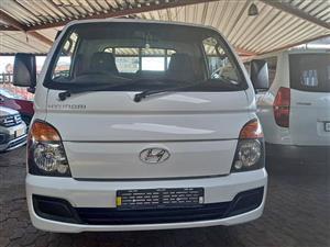 HYUNDAI H100 2.6 2014 WHITE MANUAL  DIESEL