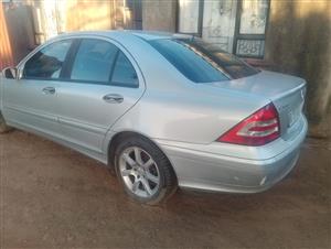  FOR SALE: Mercedes-Benz C180 Kompressor (2006)