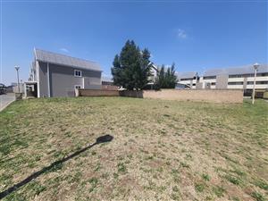 Beautiful Stand For Sale In A Secured Complex.