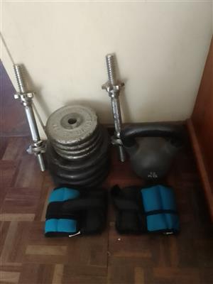 DUMBEL, PLATES & KETTELL BELL