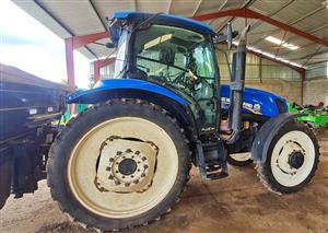 2021 NEW HOLLAND  6070