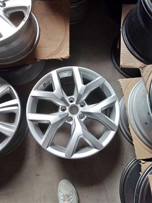 19" VW Amarok original mag to use for spare wheel 