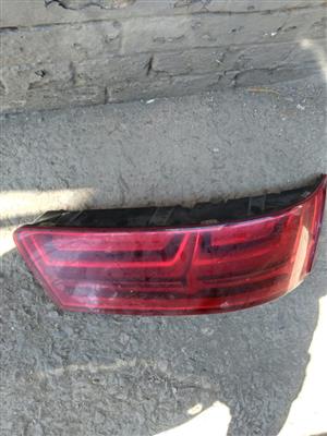 Pre-Owned Audi Q7 2017 Left Taillight for Sale (3.0 TDI CVM) for sale