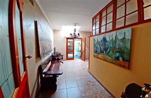 MOST IMPRESSIVE PROPERTY IN SW5, VANDERBIJLPARK - PRICE REDUCED