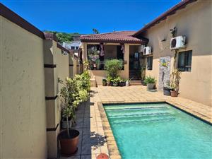 4 beds 3 baths House Between Ballito & Umhlanga