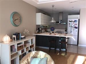 One bedroom flat to rent in green point from may