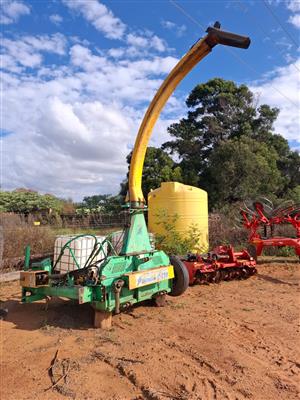 USED JF DOUBLE ROW C-240 SILEGE HARVESTER FOR SALE 