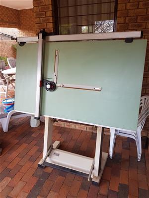 Full size drawing board with stand 