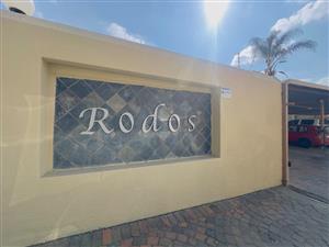 Townhouse For Sale in President Park