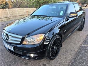 2010 C200 Mercedes+Benz+ 