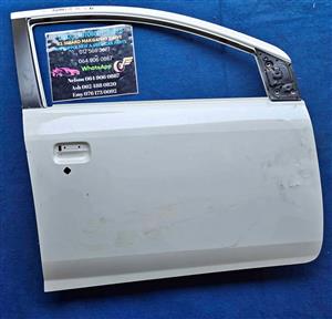 Toyota Avanza 2004 + Right Front Door