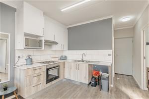 Modern 2-bedroom on Ground Floor!