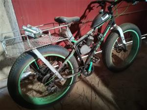 Chungky raleigh bicycle with engine 60cc
