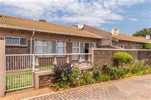 Townhouse For Sale in Horizon View