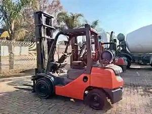 EX-HEINEKEN TOYOTA GAS FORKLIFTS – READY TO WORK! R145,000 Excluding VAT