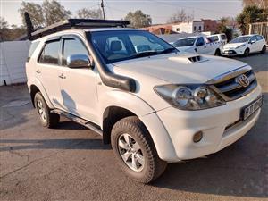 Toyota Fortuner 3,0  4x4
