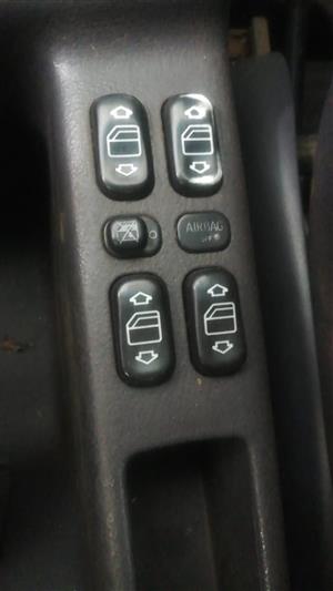 Mercedes Benz W168 window switches 