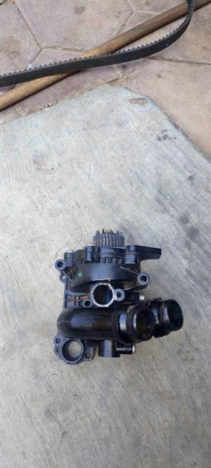 GOLF GTI CCZ ENGINÉ WATERPUMP PLÚS THÉRMOSTAT BRAND NEW