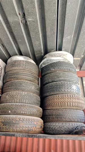 Trailer tyres and rims 10inch