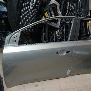 kia sportage door