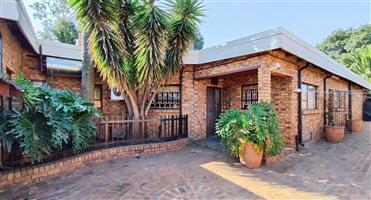 Prime property in Sunward Park - PRICE REDUCED