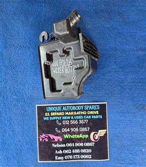 VW Polo 6 Wiper Bottle