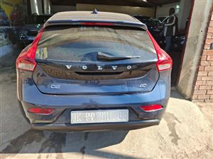 2013 Volvo V40 D2 Kinetic Diesel Manual  GRE