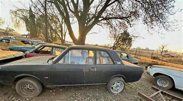 1 x Ford Cortina - 2 door - Project - No engine 