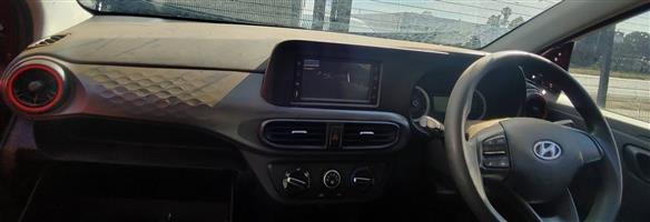 Hyundai Grand I10. Dashboard 