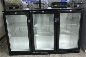 BLACK SALVODOR 3 DOOR BAR COOLER(S067174A)