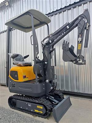 GIANT MINI EXCAVATOR