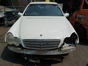 Mercedes C200K AT W203 - 2004 STRIPPING FOR SPARES