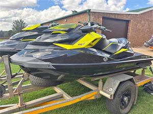 RXT260 + RXP260 On Double Trailer only 30 hours