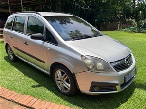 Opel Zafira B 1.6 Essentia