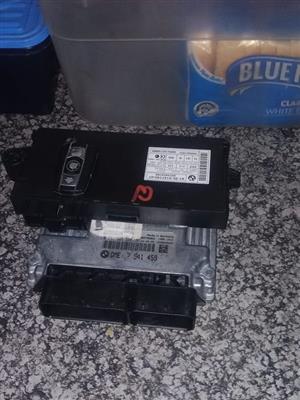 Bmw e90 320i pre face e87 120i lockset on exchange for sale