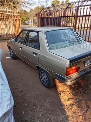 Renault 9 to sell or swop