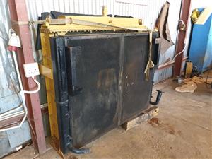 Recon Radiator/ Hydraulic cooler pack with fan | Junk Mail Marketplace