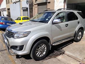 Toyota Fortuner 3.0 D4D Edition,  Automatic