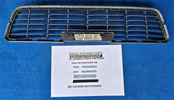 Toyota Hilux Front Grill 2015 +