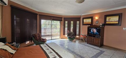 House For Sale in Akasia