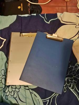 2x clipboards